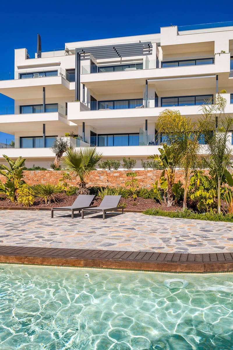 3 bedroom Apartment for sale in Las Colinas Golf with pool - € 610,000 (Ref: 8123308)