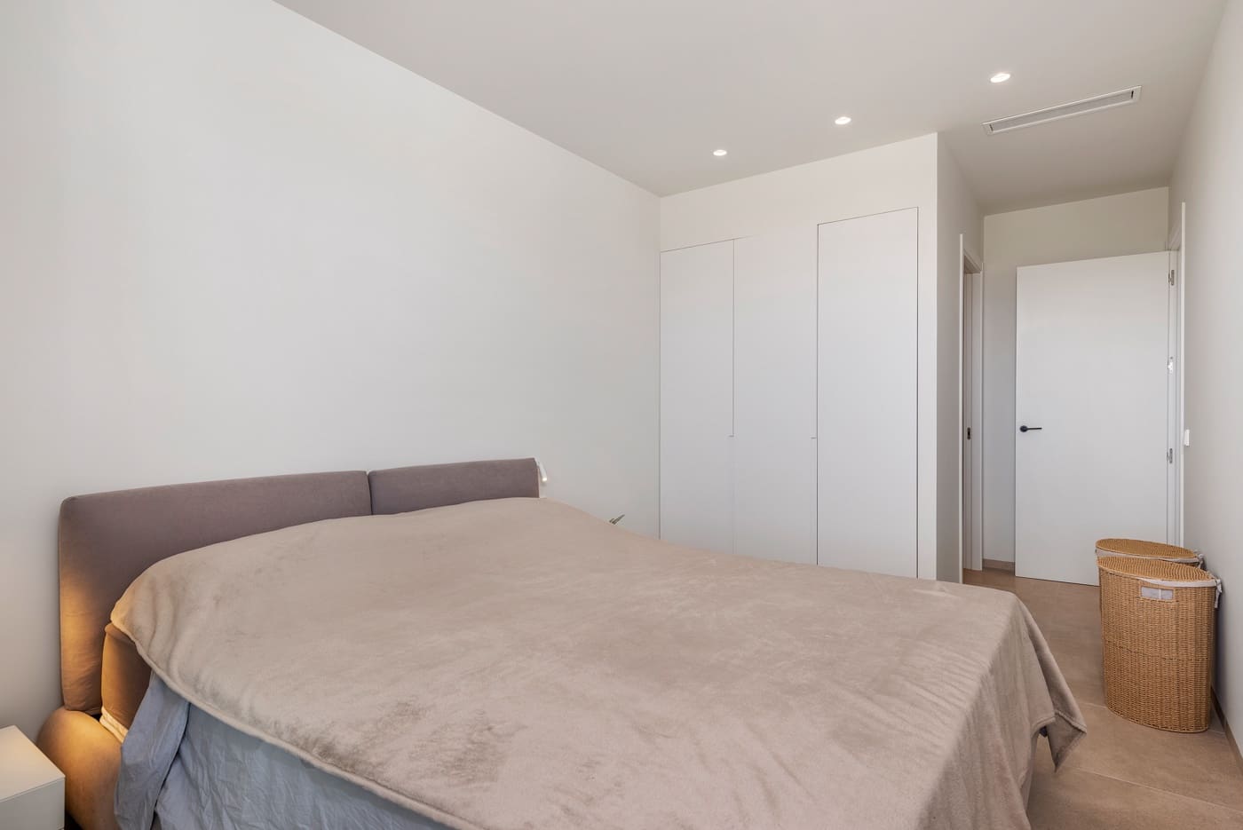 2 bedroom Apartment for sale in Las Colinas Golf with pool - € 415,000 (Ref: 8123309)