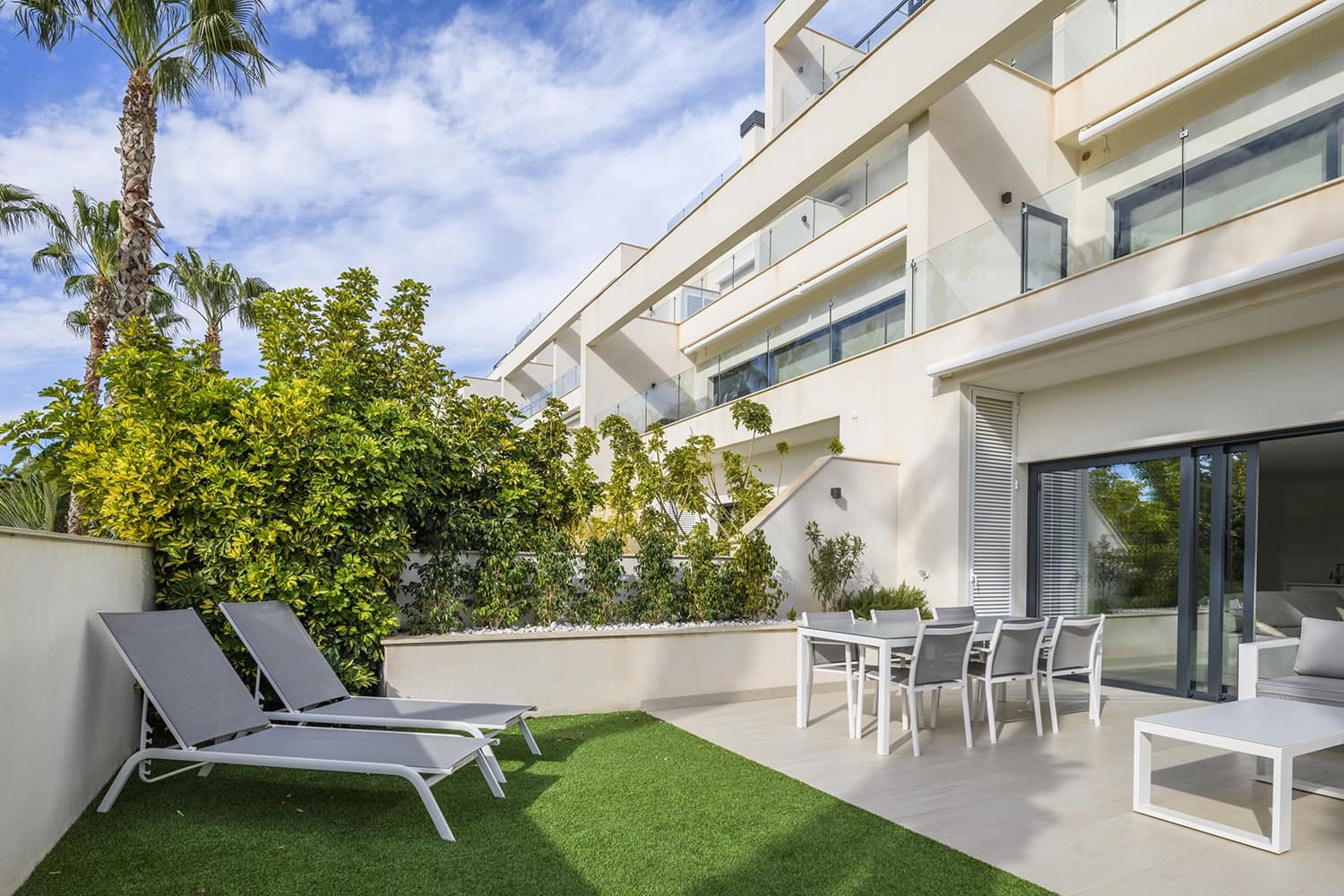 2 bedroom Apartment for sale in Las Colinas Golf with pool - € 395,000 (Ref: 8123312)