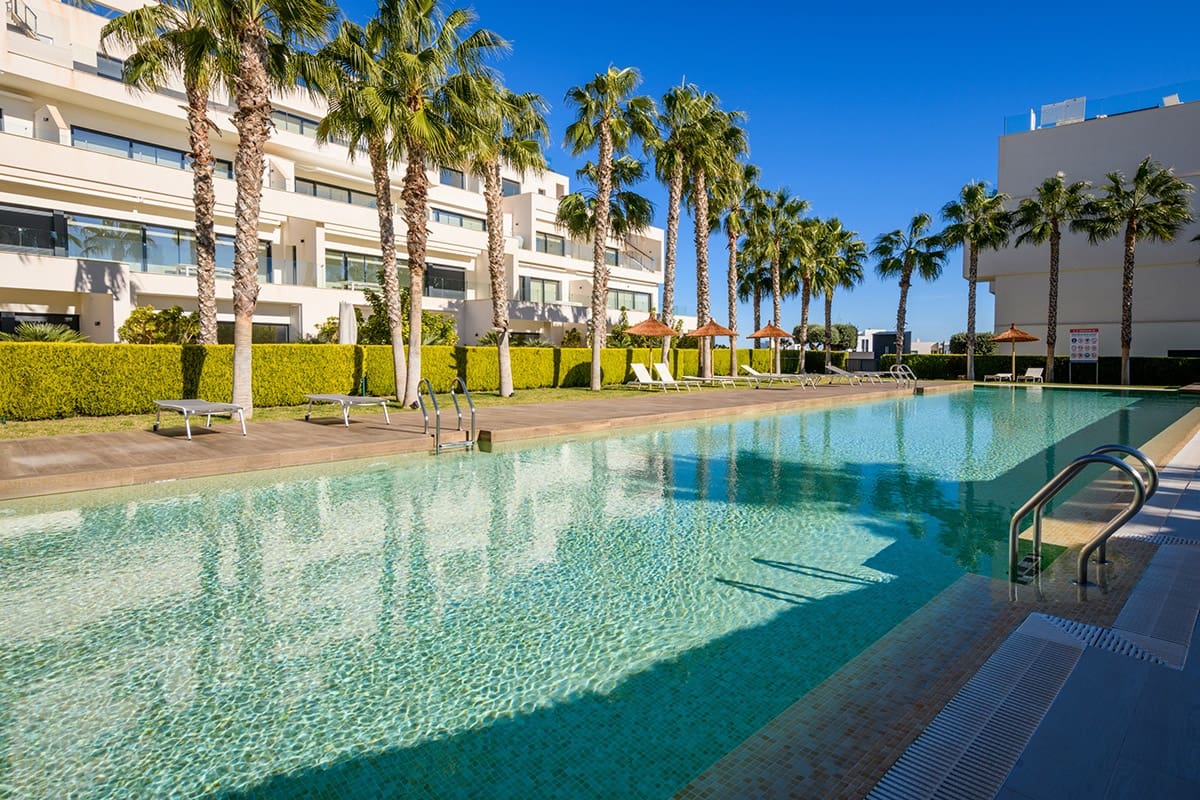 2 bedroom Apartment for sale in Las Colinas Golf with pool - € 395,000 (Ref: 8123312)