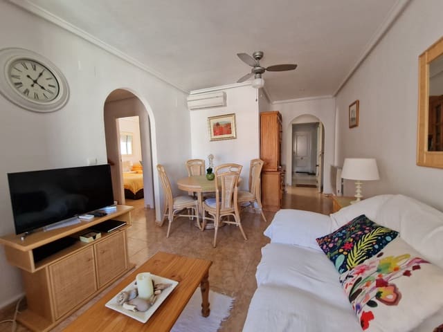 Ático de 3 habitaciones en Guardamar del Segura en venta con piscina - 244.900 € (Ref: 8200534)