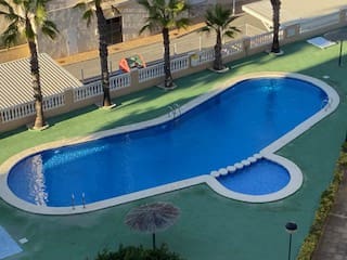Ático de 3 habitaciones en Guardamar del Segura en venta con piscina - 244.900 € (Ref: 8200534)