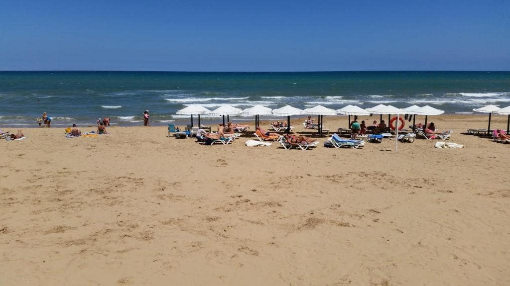 Ático de 3 habitaciones en Guardamar del Segura en venta con piscina - 244.900 € (Ref: 8200534)