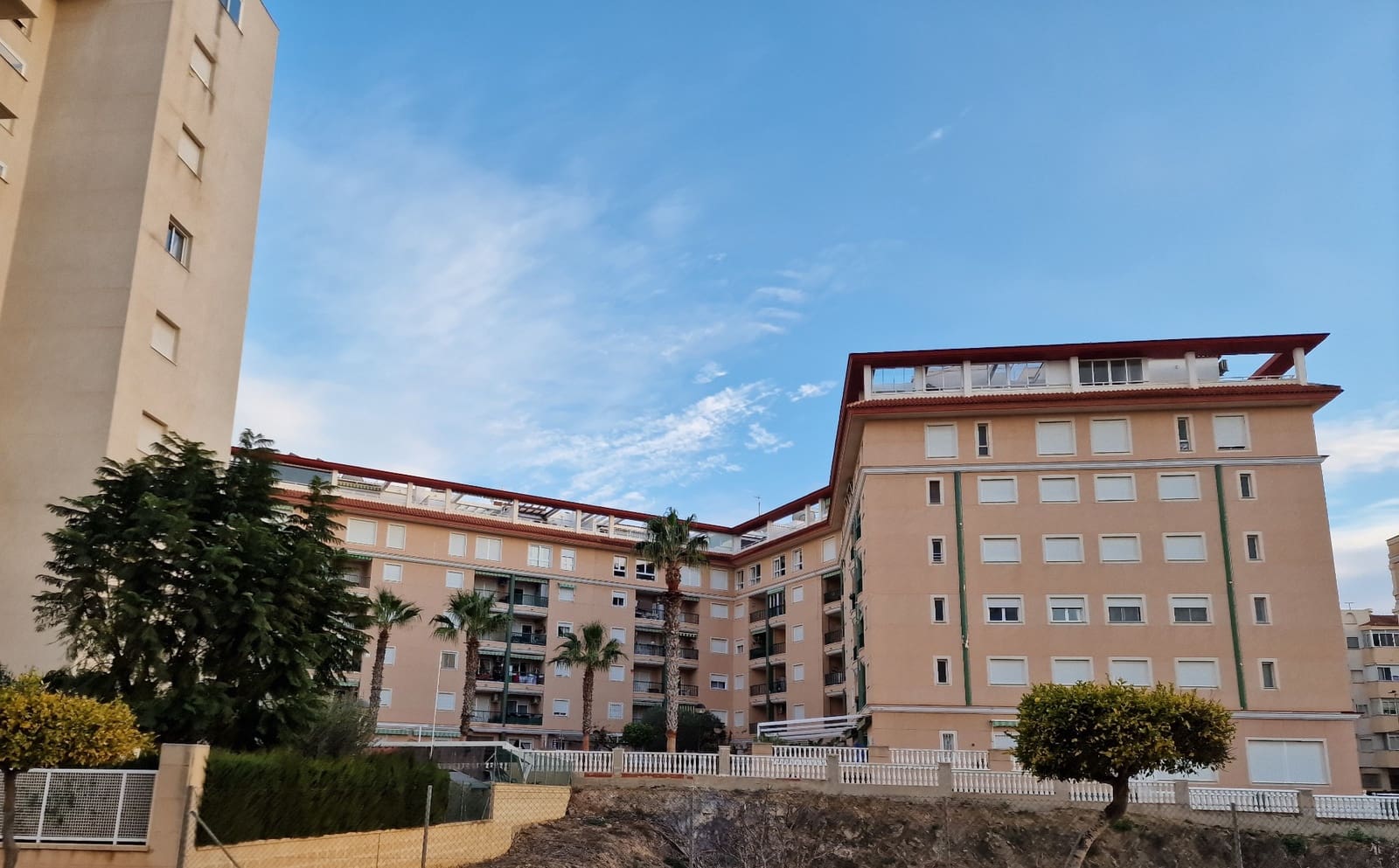 Ático de 3 habitaciones en Guardamar del Segura en venta con piscina - 244.900 € (Ref: 8200534)