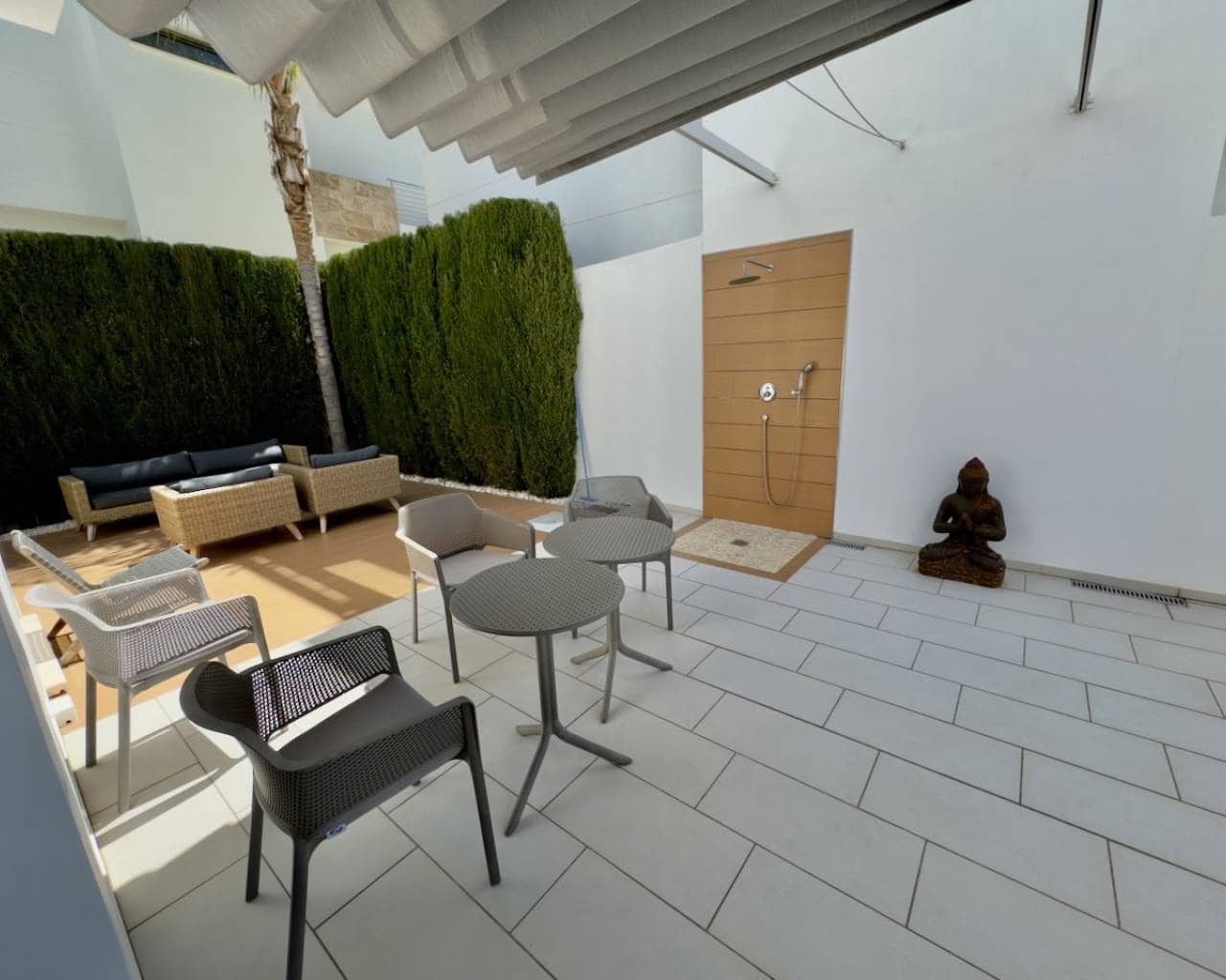 Chalet de 3 habitaciones en Ciudad Quesada en venta con piscina - 465.000 € (Ref: 8277307)