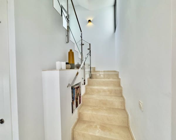 3 camera da letto Villa in vendita in Ciudad Quesada, Rojales con piscina garage - 465.000 € (Rif: 8277309)