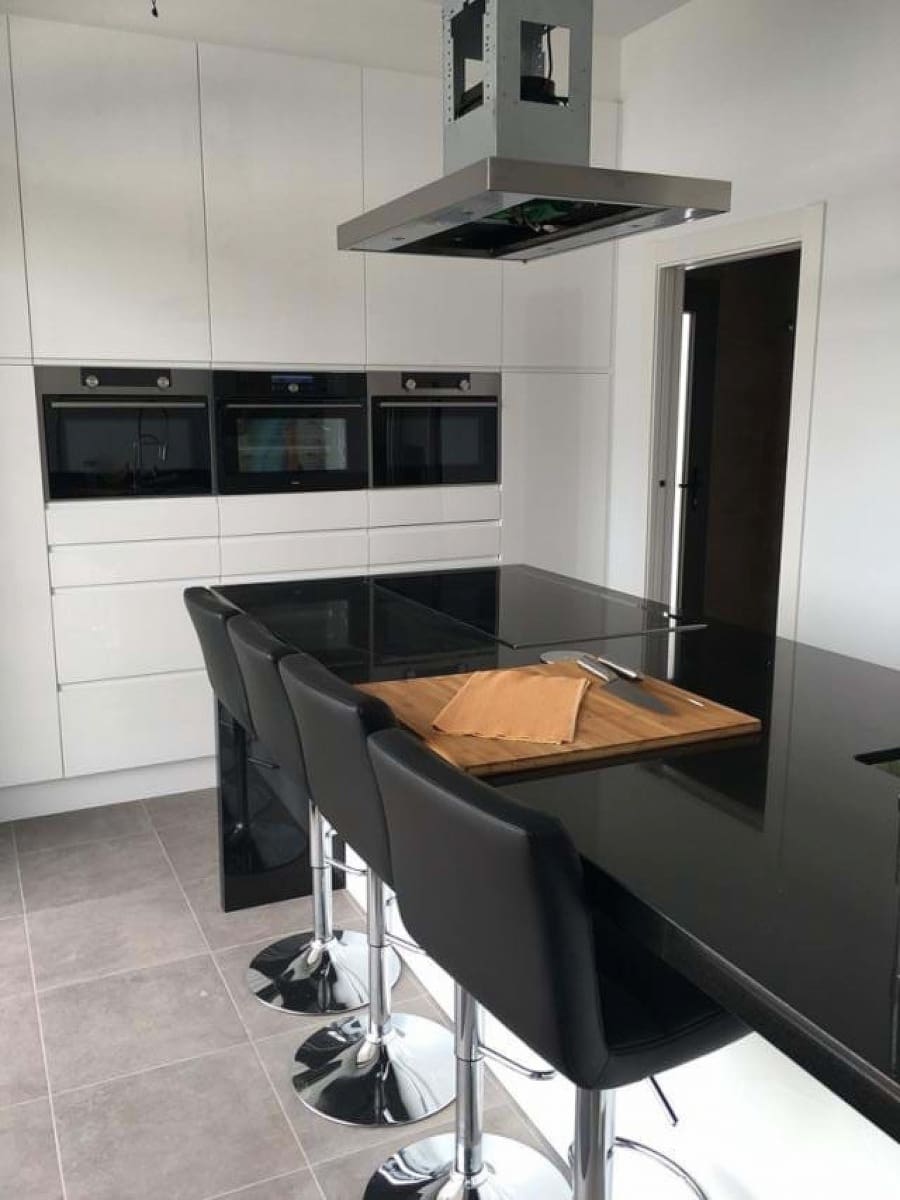 3 bedroom Villa for sale in Pinoso with garage - € 398,000 (Ref: 8397339)