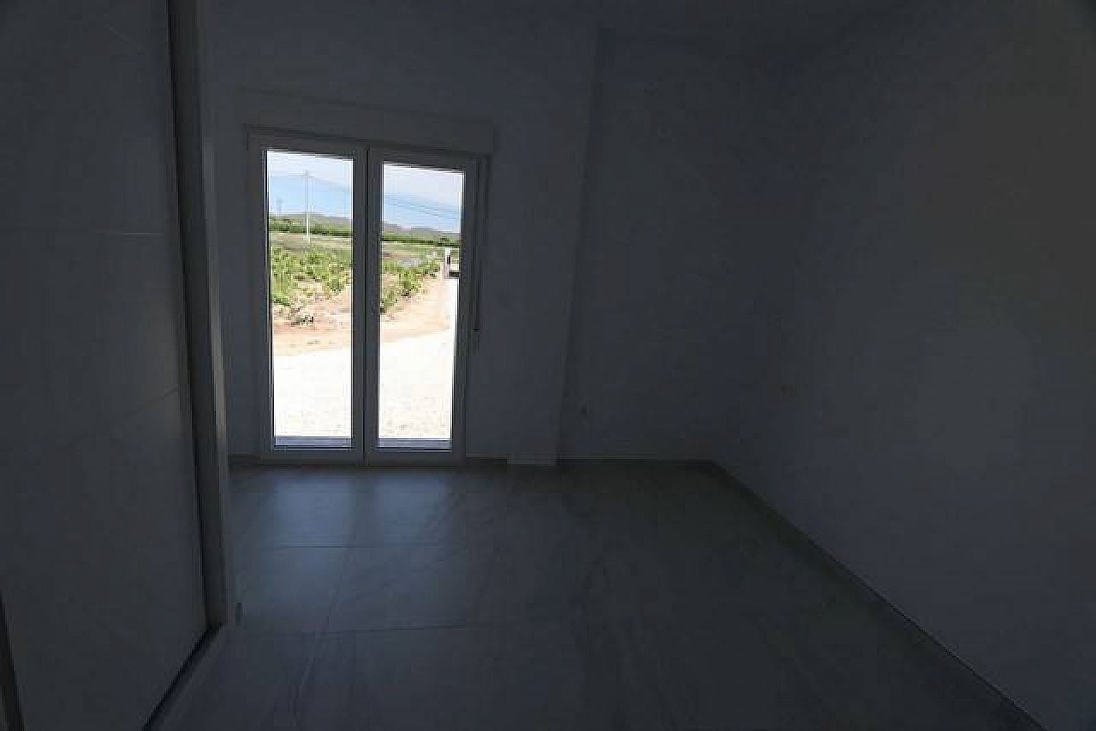 3 bedroom Villa for sale in Pinoso with pool garage - € 332,000 (Ref: 8397343)