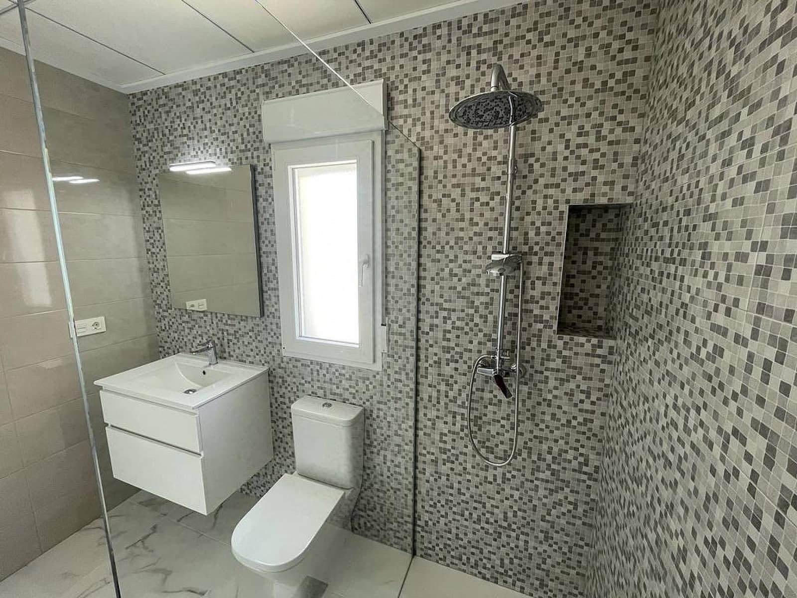 4 bedroom Villa for sale in Pinoso with pool garage - € 505,000 (Ref: 8397346)