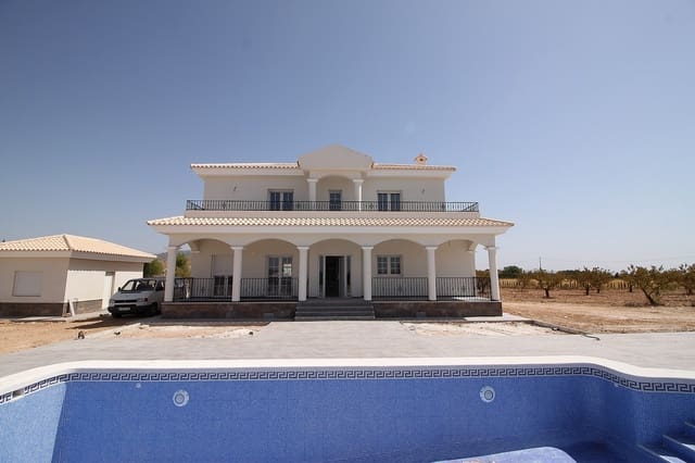 4 bedroom Villa for sale in Pinoso with pool garage - € 449,000 (Ref: 8397348)