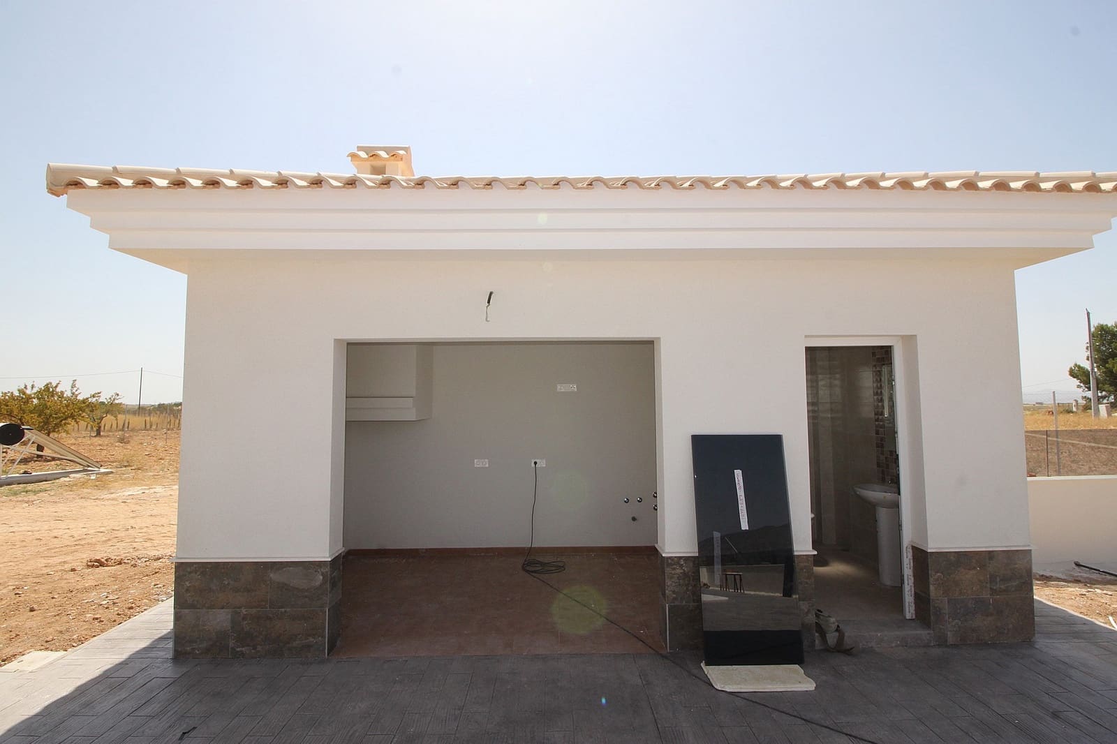 4 bedroom Villa for sale in Pinoso with pool garage - € 449,000 (Ref: 8397348)