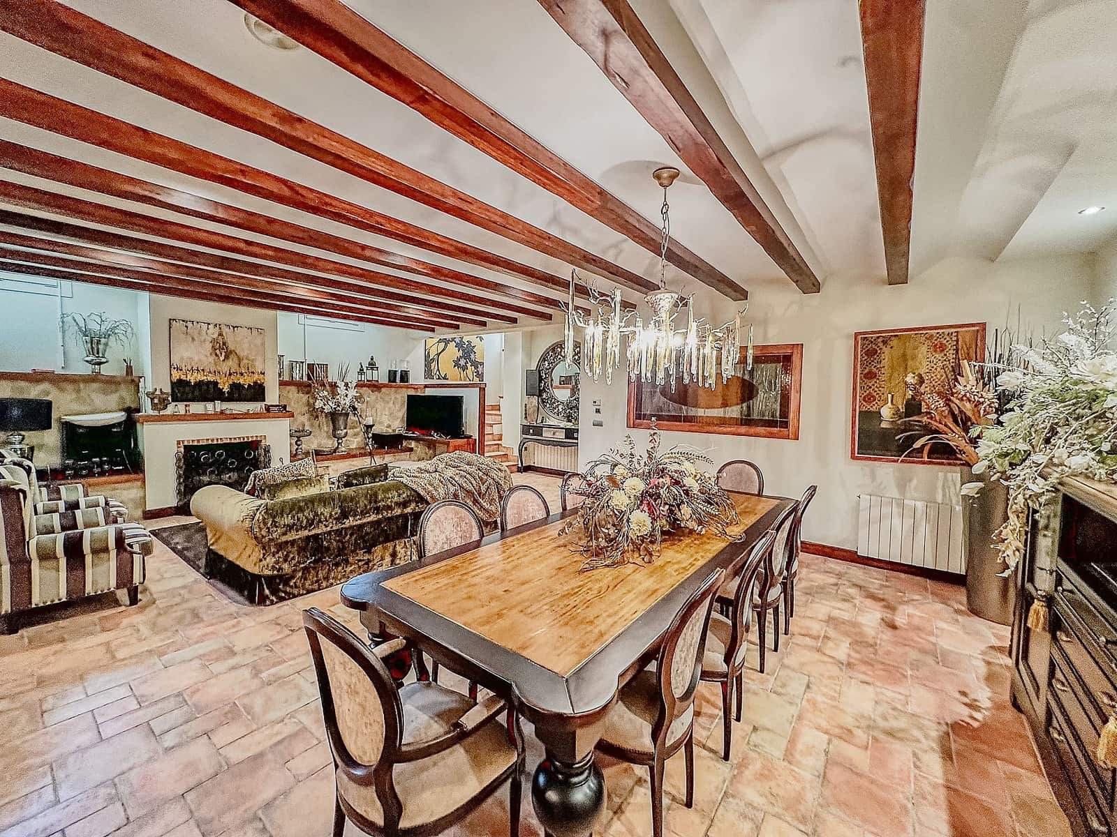 5 soveværelse Villa til salg i Elda med swimmingpool garage - € 1.550.000 (Ref: 8397371)