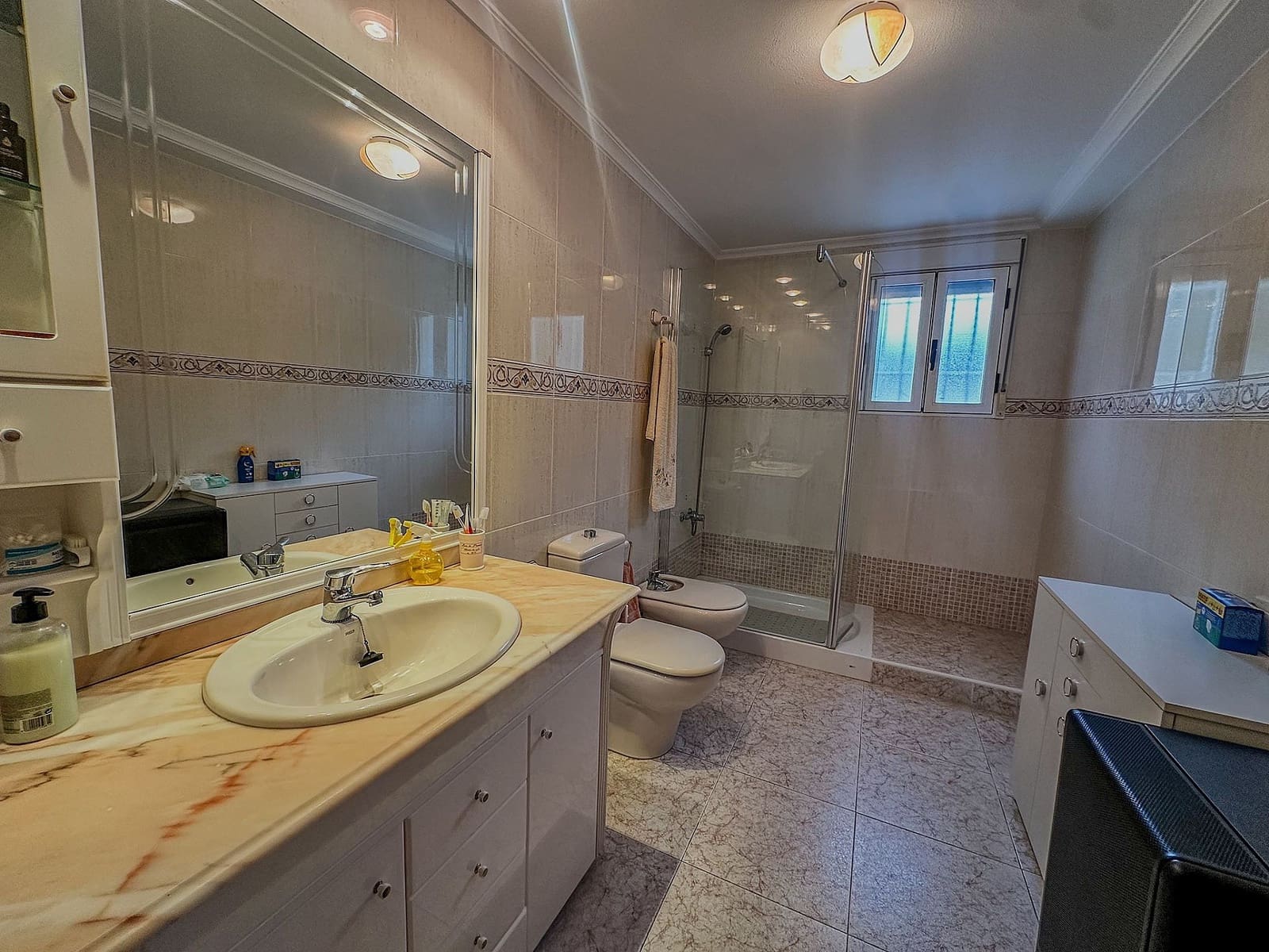 5 soverom Villa til salgs i Sax med svømmebasseng garasje - € 355 000 (Ref: 8397435)