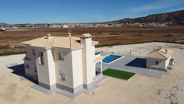 4 bedroom Villa for sale in Pinoso with pool - € 342,000 (Ref: 8397532)