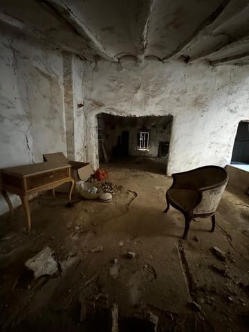 Finca/Casa Rural de 6 habitaciones en Yecla en venta - 47.995 € (Ref: 8397538)