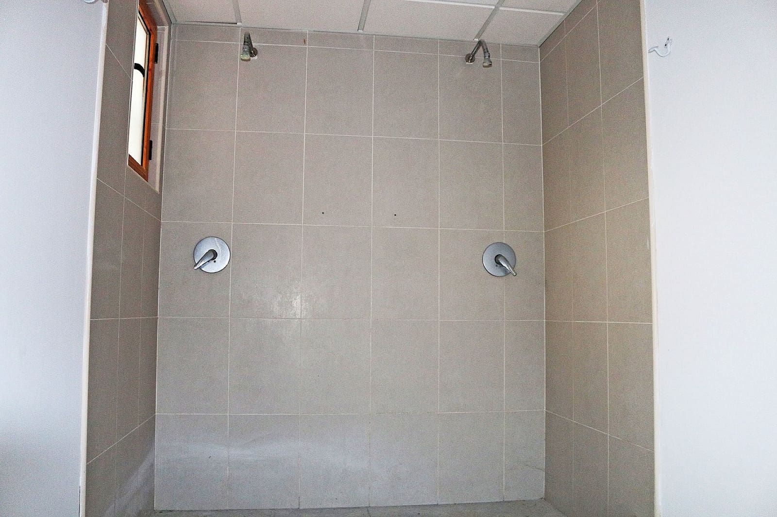 Commercieel te koop in Pinoso - € 320.000 (Ref: 8402029)