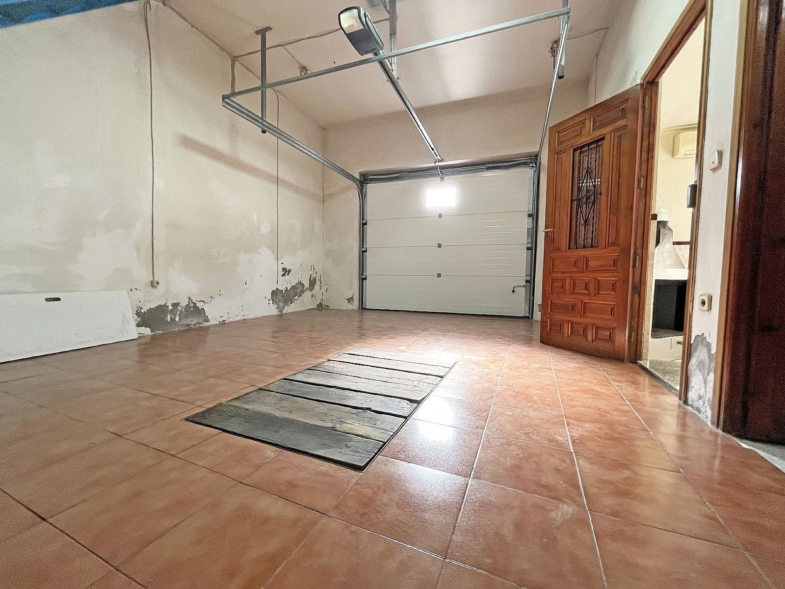 3 bedroom Townhouse for sale in Pinoso with garage - € 148,000 (Ref: 8402031)