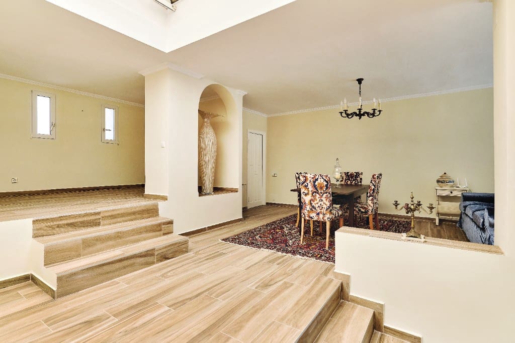 4 bedroom Villa for sale in Dehesa de Campoamor with pool garage - € 990,000 (Ref: 8451060)