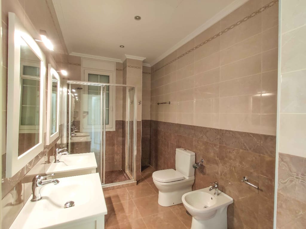 6 soverom Villa til salgs i Cabo Roig med svømmebasseng garasje - € 1 700 000 (Ref: 8451069)