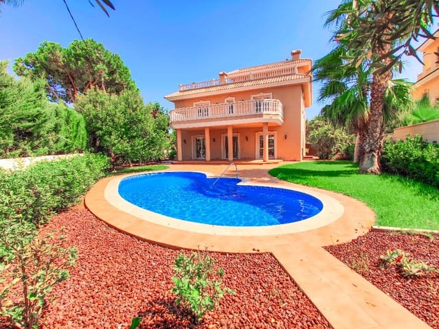 6 soverom Villa til salgs i Cabo Roig, Orihuela med svømmebasseng garasje - € 1 700 000 (Ref: 8451069)