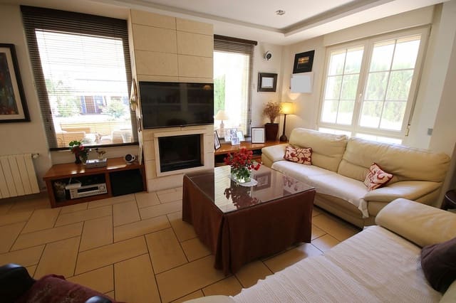 6 bedroom Villa for sale in Monóvar / Monóver with pool garage - € 774,995 (Ref: 8485225)