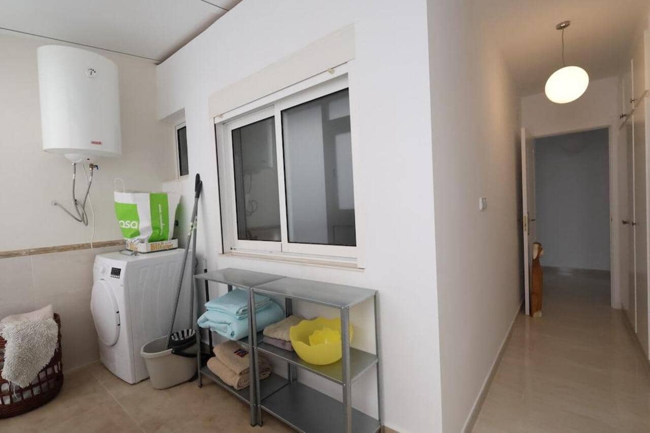 Apartamento de 3 habitaciones en Torrevieja en venta - 299.000 € (Ref: 8498074)