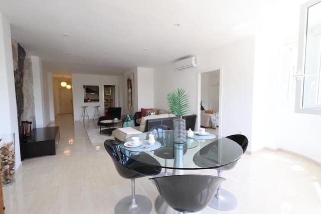 Apartamento de 3 habitaciones en Torrevieja en venta - 299.000 € (Ref: 8498074)
