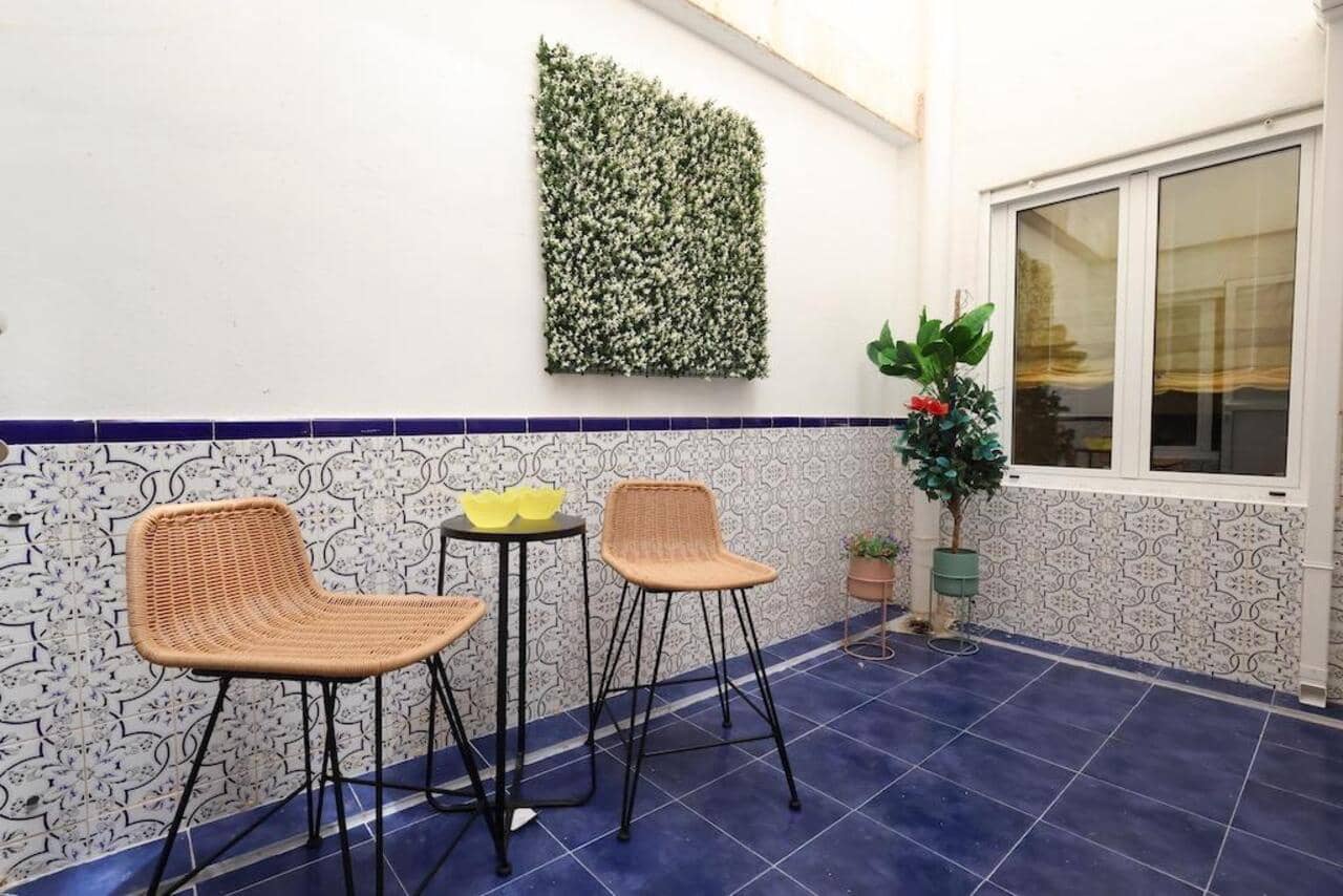 Apartamento de 3 habitaciones en Torrevieja en venta - 299.000 € (Ref: 8498074)