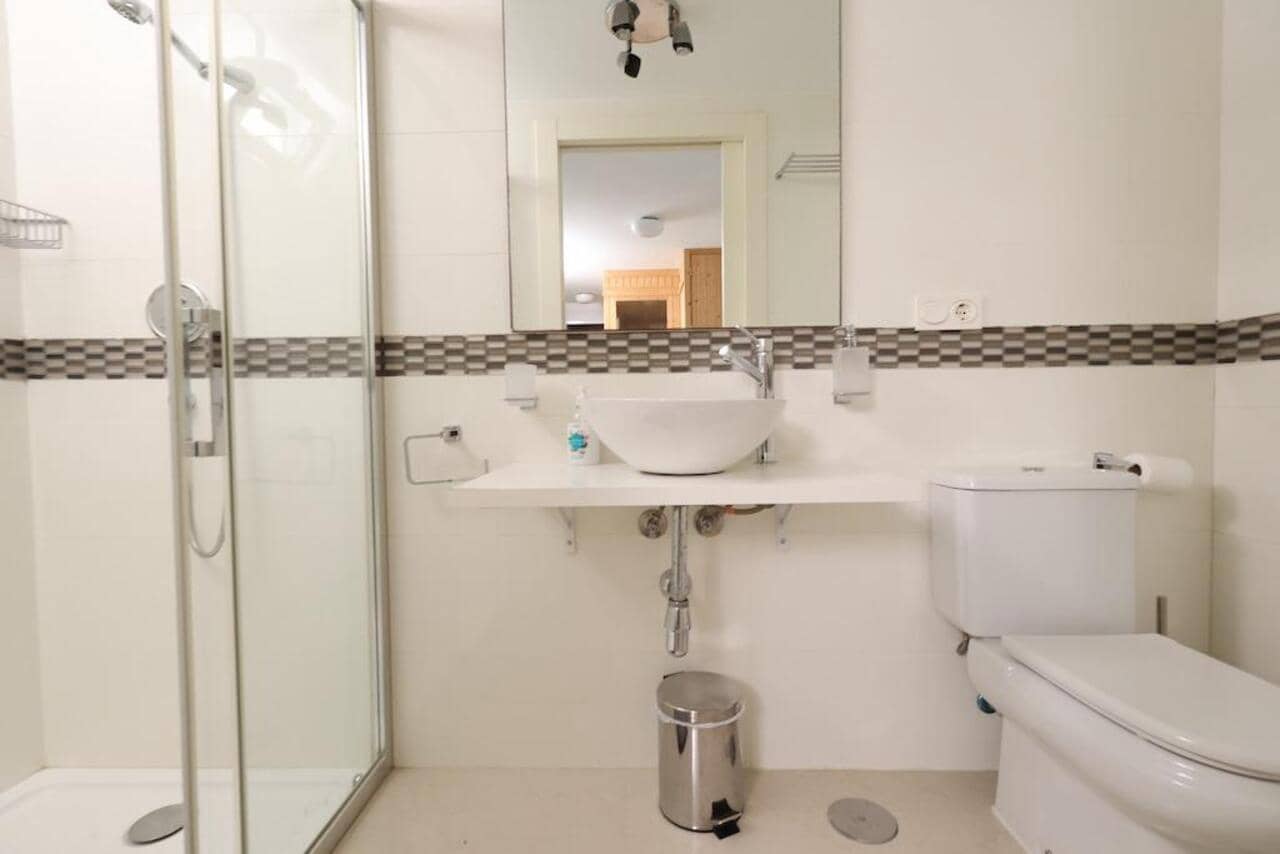 5 bedroom Villa for sale in Ciudad Quesada with garage - € 860,000 (Ref: 8498082)