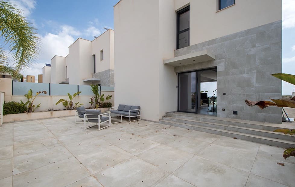 Chalet de 5 habitaciones en Ciudad Quesada en venta con piscina - 850.000 € (Ref: 8566844)