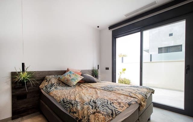 Chalet de 5 habitaciones en Ciudad Quesada, Rojales en venta con piscina - 850.000 € (Ref: 8566844)