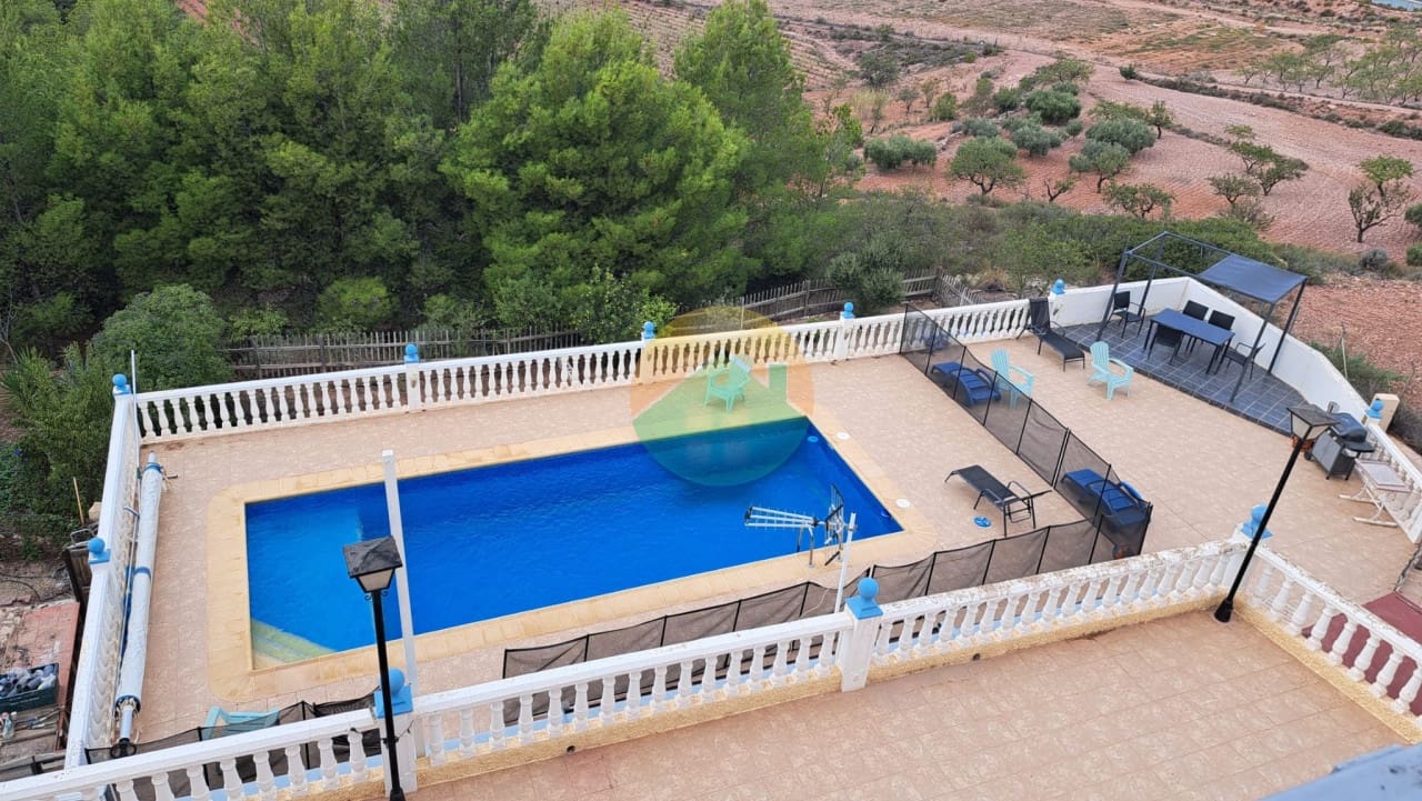 5 soveværelse Finca/Landehus til salg i Aledo med swimmingpool - € 399.995 (Ref: 8568958)