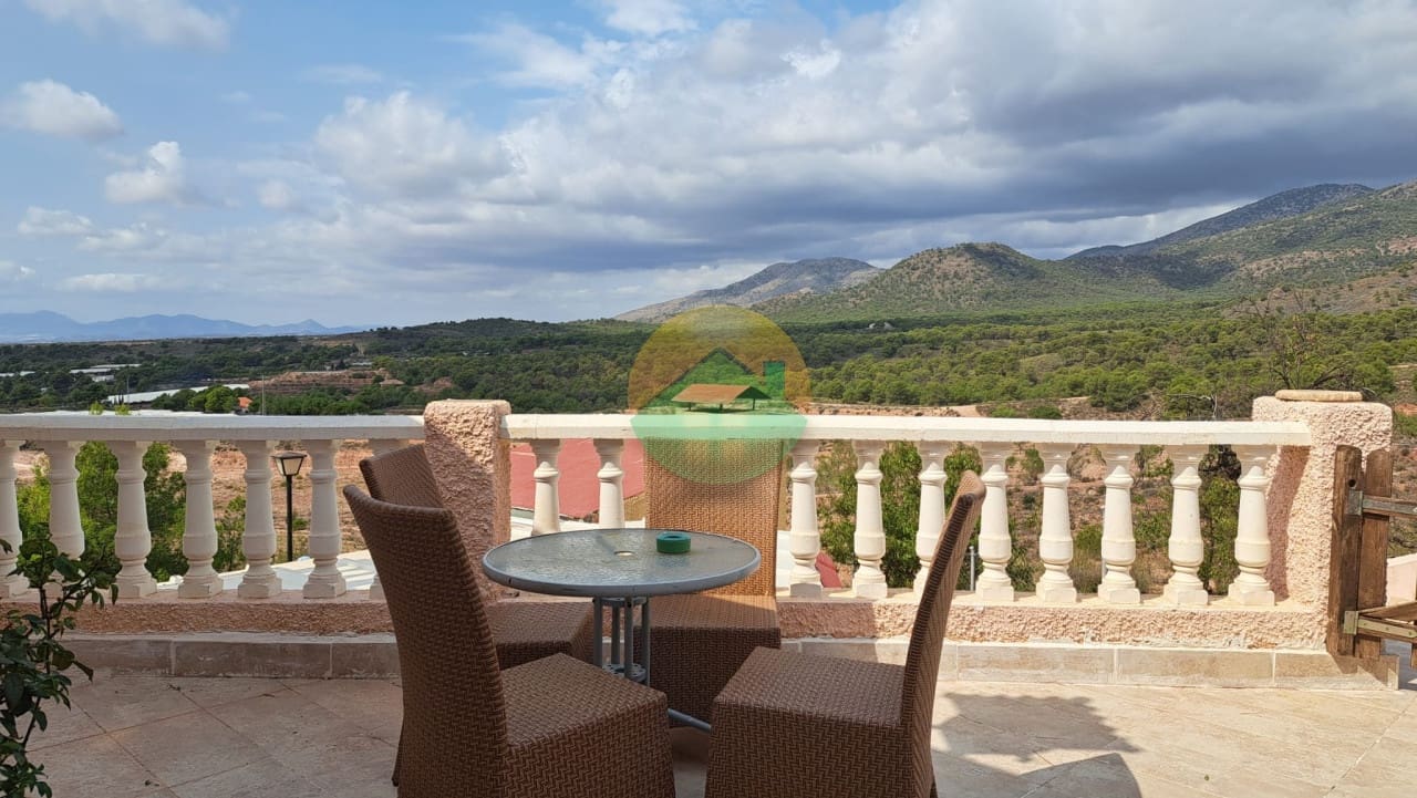 5 soveværelse Finca/Landehus til salg i Aledo med swimmingpool - € 399.995 (Ref: 8568958)