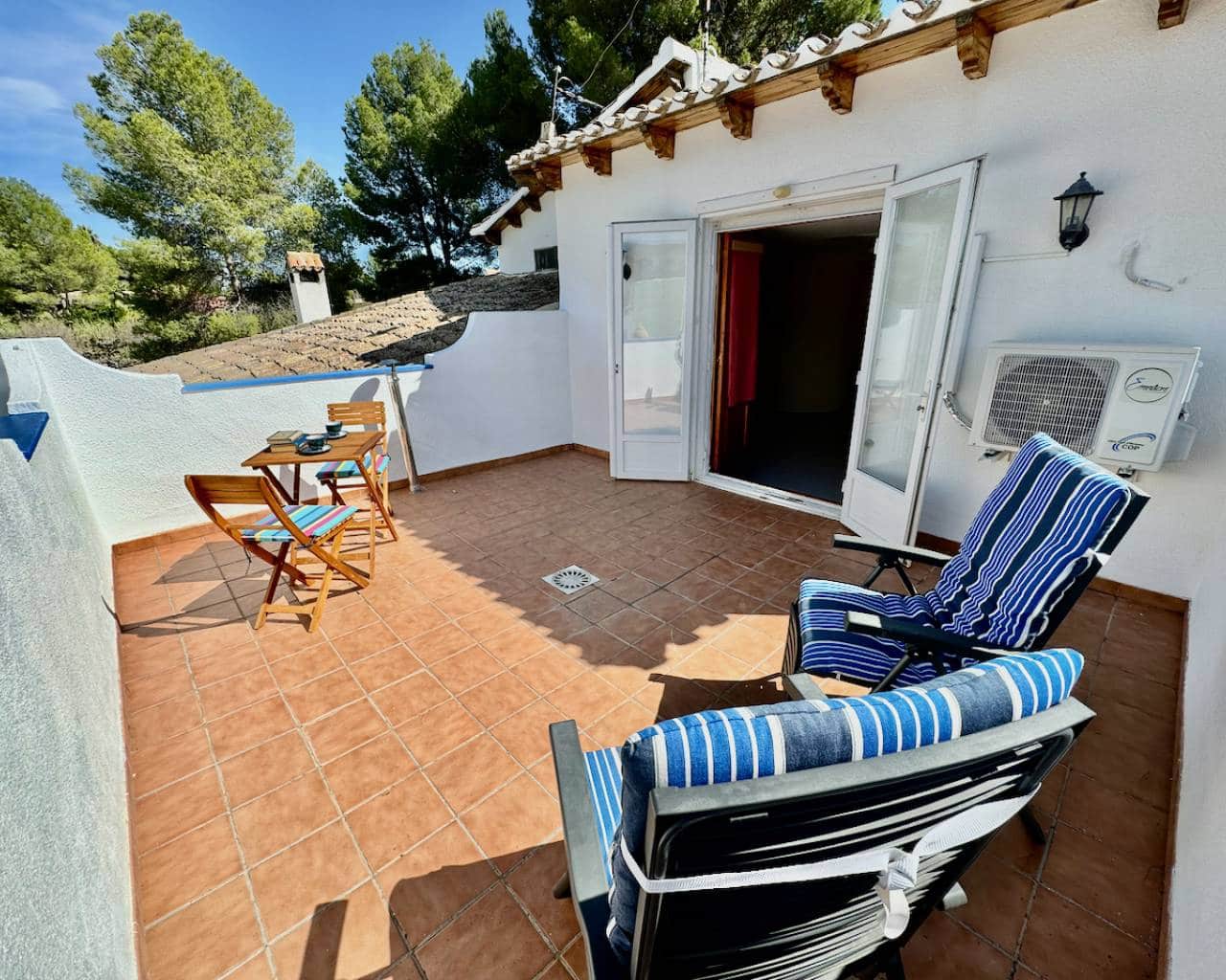 8 soveværelse Villa til salg i Castalla med swimmingpool garage - € 655.000 (Ref: 8577173)