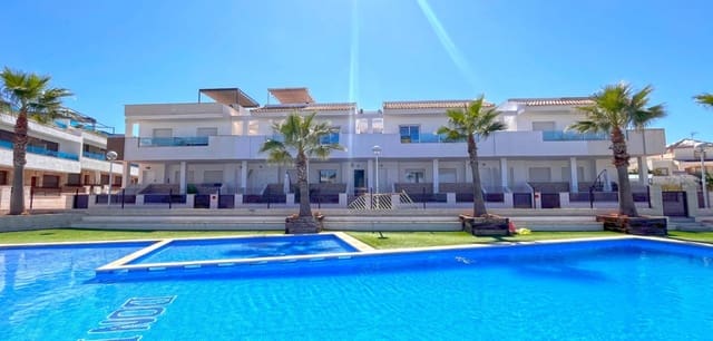 3 Zimmer Haus zu verkaufen in Torrevieja mit Pool - 299.000 € (Ref: 8582983)
