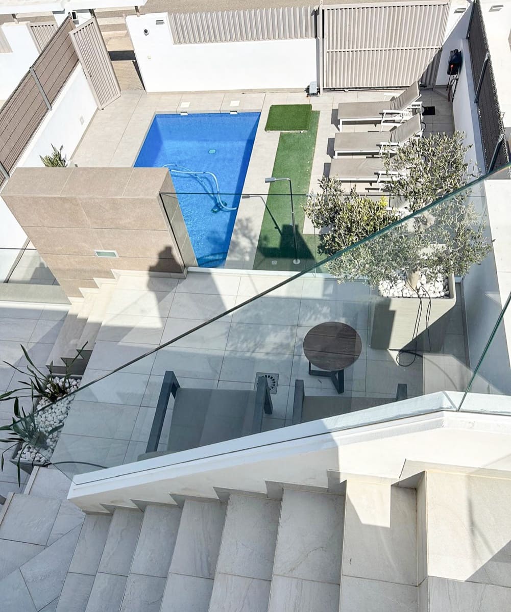 3 bedroom Villa for sale in Guardamar del Segura with pool - € 399,950 (Ref: 8594483)