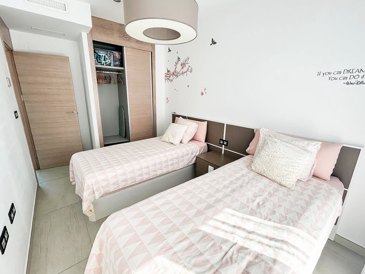 3 bedroom Villa for sale in Guardamar del Segura with pool - € 399,950 (Ref: 8594483)