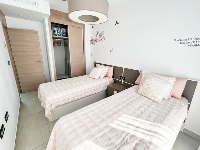 3 slaapkamer Villa te koop in Guardamar del Segura met zwembad - € 399.950 (Ref: 8594483)