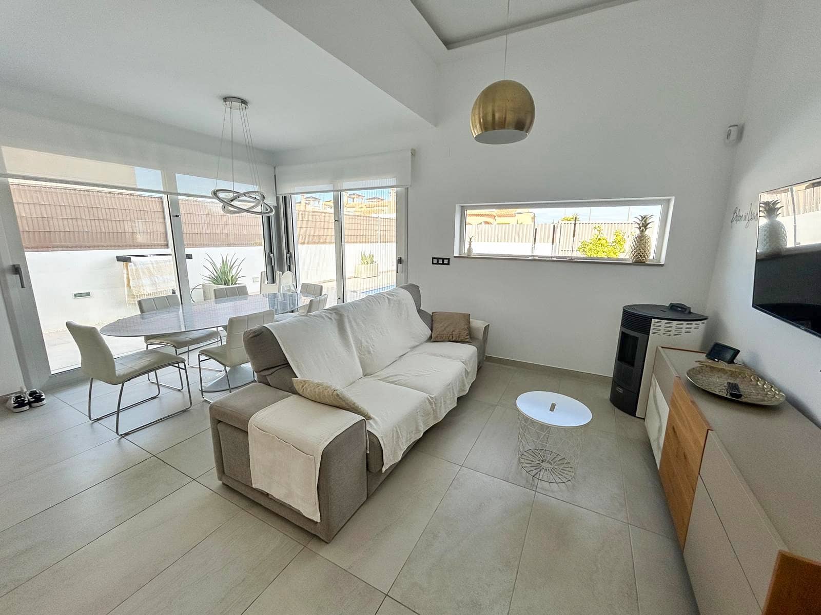 3 bedroom Villa for sale in Guardamar del Segura with pool - € 399,950 (Ref: 8594483)