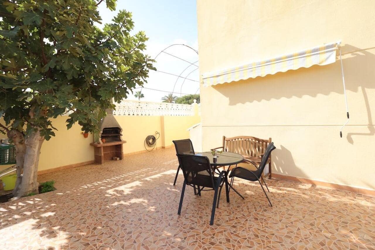4 quarto Moradia para venda em Orihuela Costa com piscina garagem - 565 000 € (Ref: 8620501)