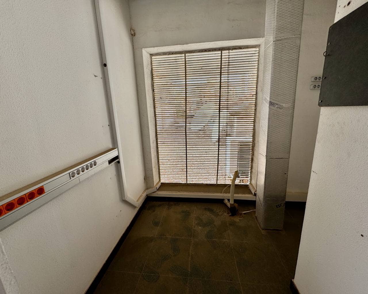 Commercial for sale in Algorfa - € 425,000 (Ref: 8623467)