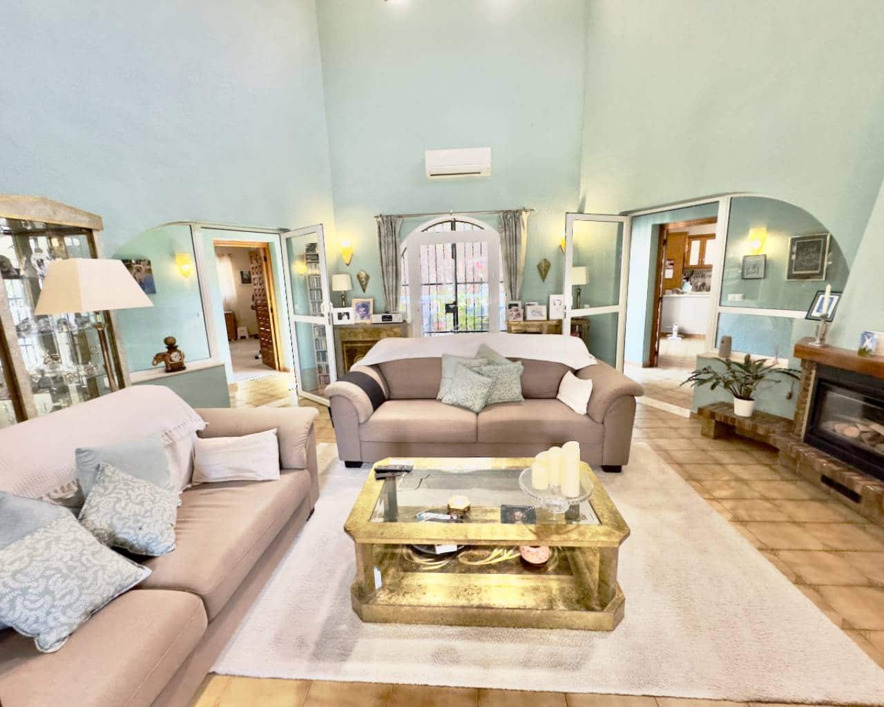 5 bedroom Villa for sale in Algorfa with garage - € 499,000 (Ref: 8623469)