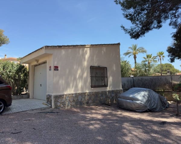 5 bedroom Villa for sale in Algorfa with garage - € 499,000 (Ref: 8623469)