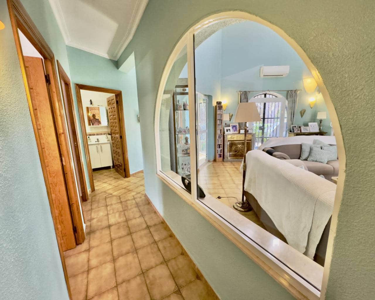 5 bedroom Villa for sale in Algorfa with garage - € 499,000 (Ref: 8623469)