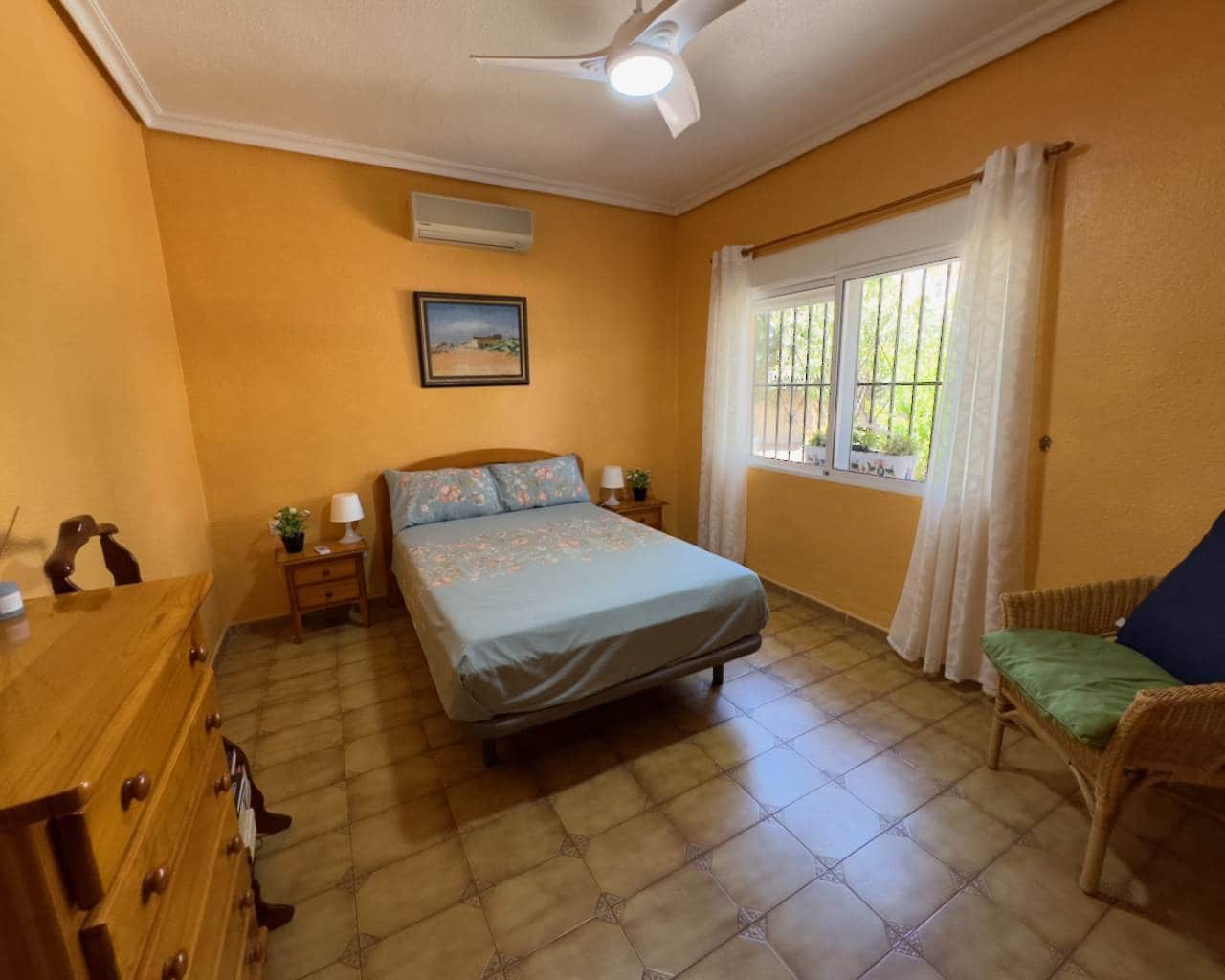 5 bedroom Villa for sale in Algorfa with garage - € 499,000 (Ref: 8623469)