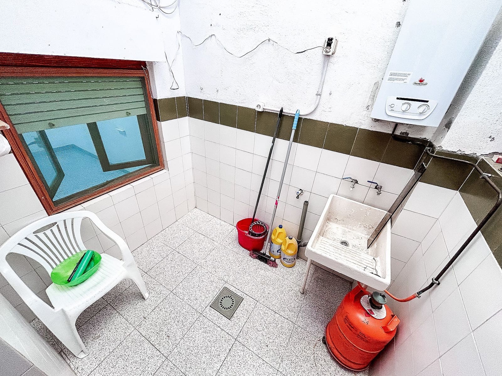 3 bedroom Townhouse for sale in Pinoso with garage - € 129,995 (Ref: 8625668)