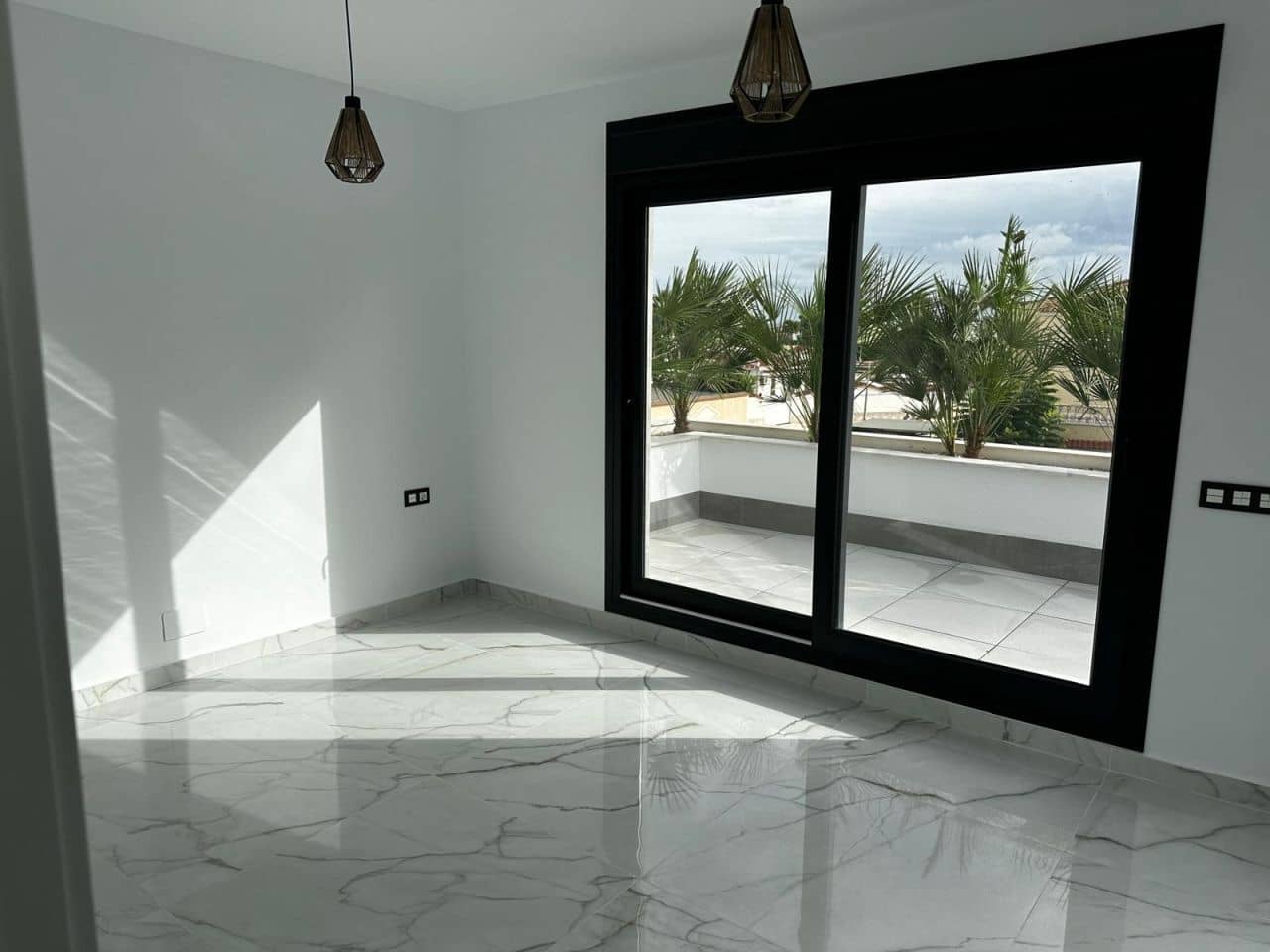 4 bedroom Villa for sale in Rojales with pool garage - € 720,000 (Ref: 8637386)