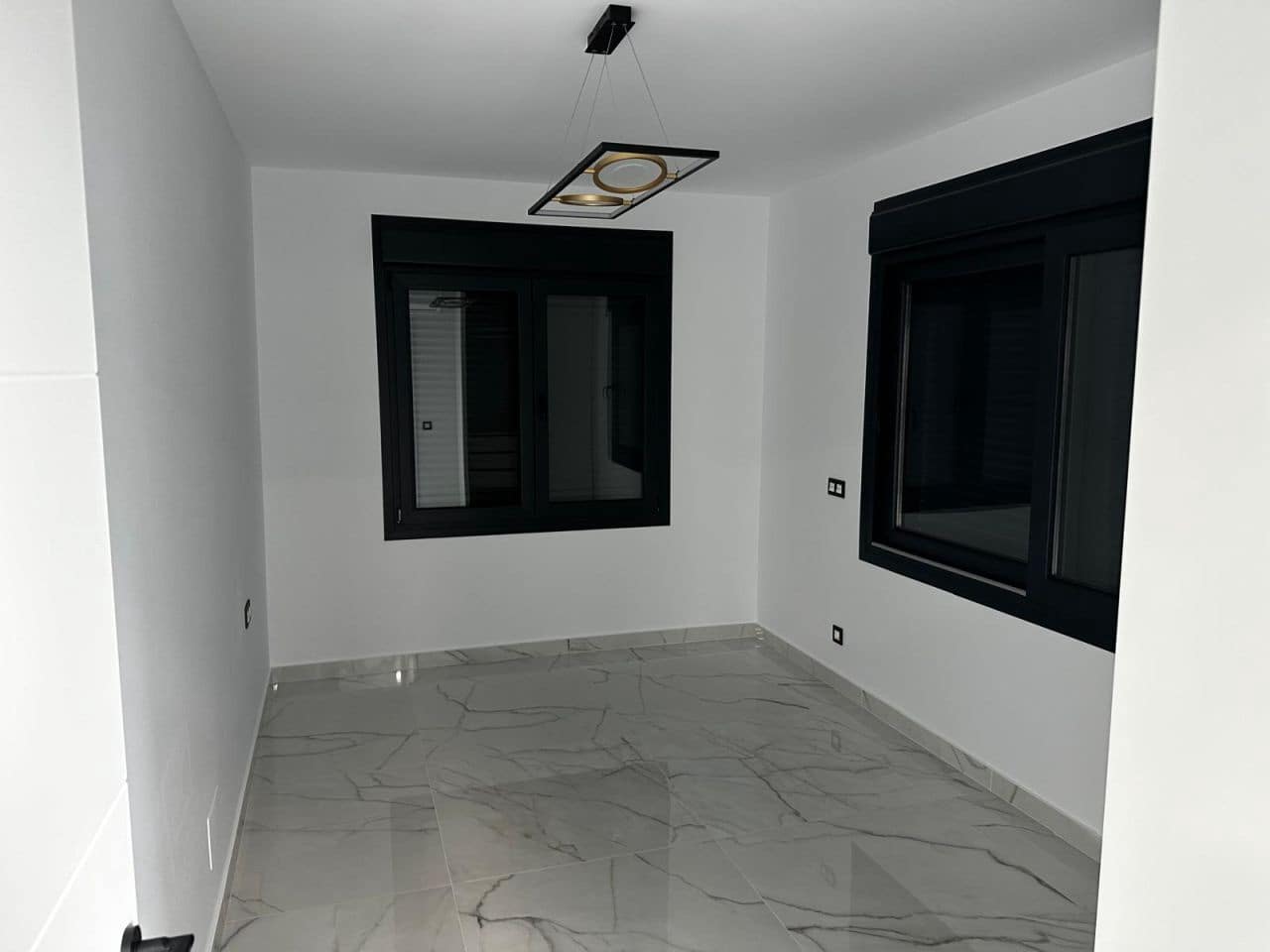 4 bedroom Villa for sale in Rojales with pool garage - € 720,000 (Ref: 8637386)