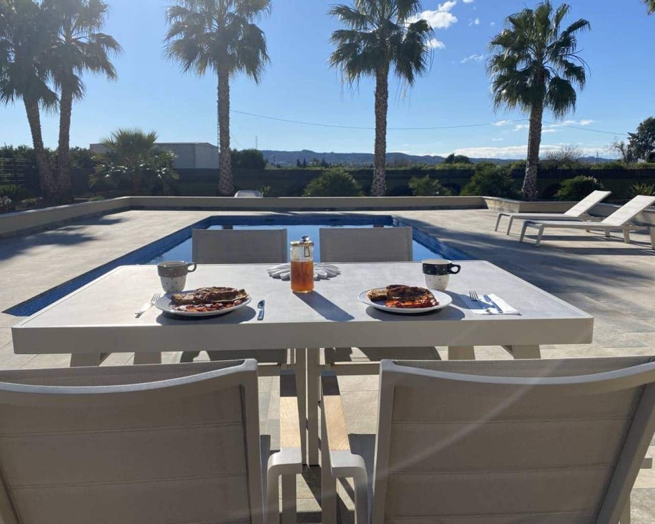 2 bedroom Villa for sale in Rafal with pool - € 395,000 (Ref: 8639972)