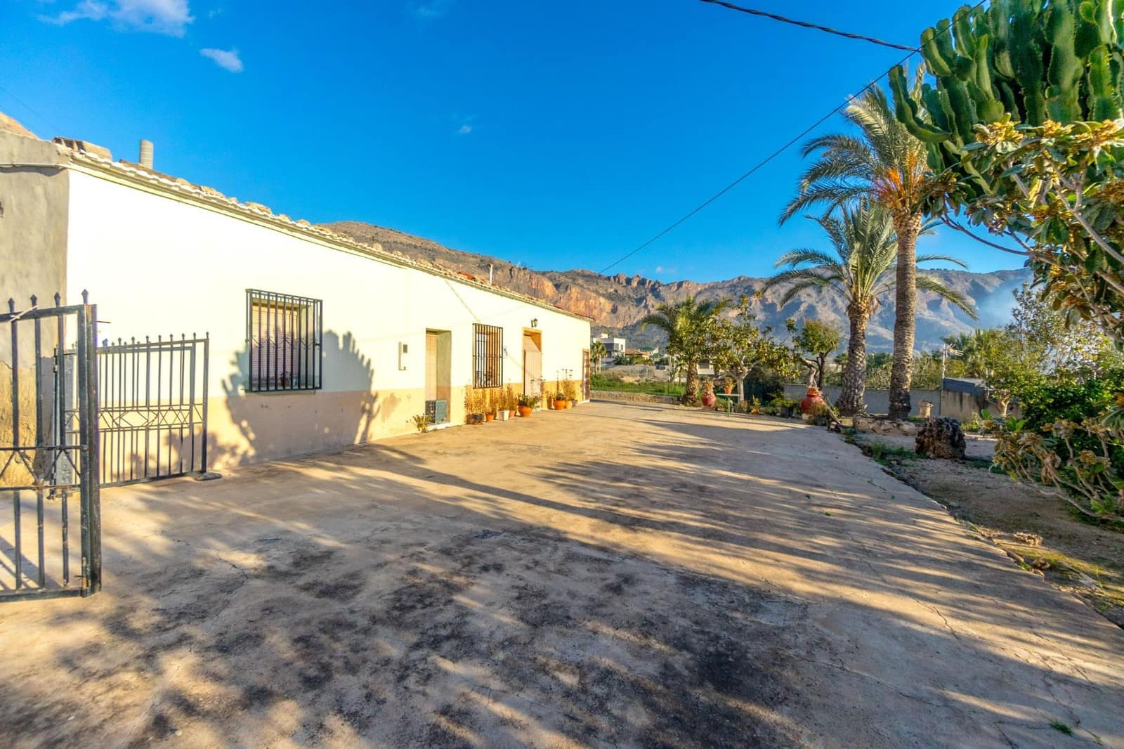 4 soveværelse Finca/Landehus til salg i Orihuela - € 250.000 (Ref: 8697051)